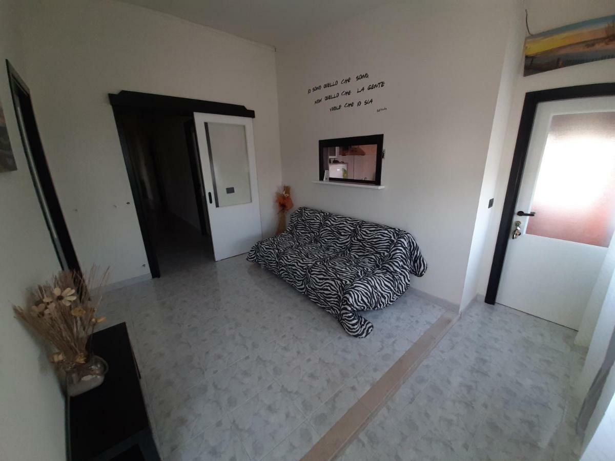 לינה וארוחת בוקר קמפומרינו Il Casale Di Zi'Leo מראה חיצוני תמונה