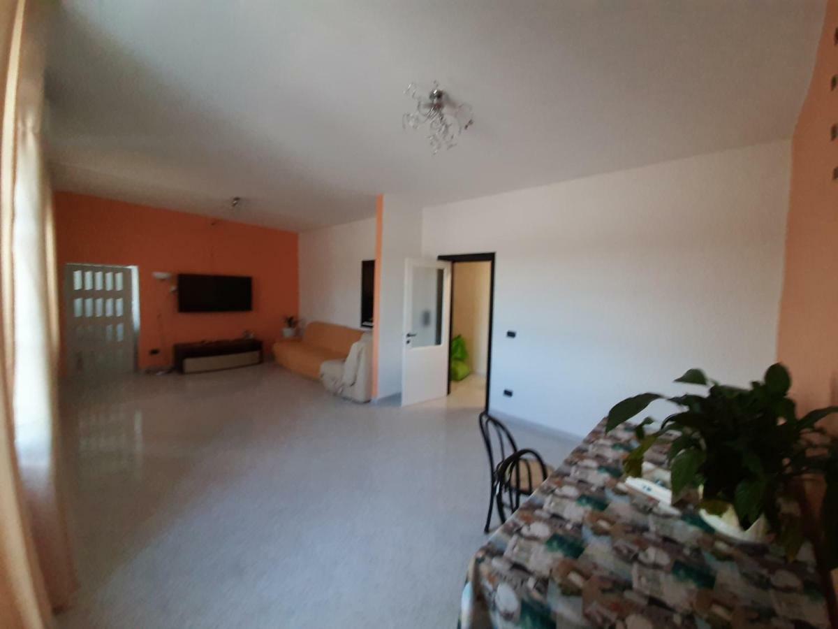 לינה וארוחת בוקר קמפומרינו Il Casale Di Zi'Leo מראה חיצוני תמונה